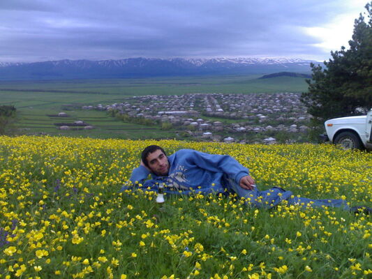  ,   Armen, 36 ,   ,   , c 