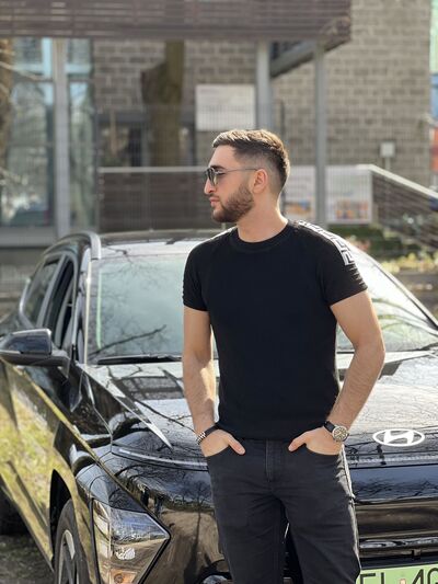  ,   Niko, 25 ,   ,   
