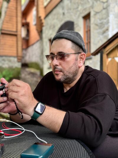  ,   Aleqsei, 46 ,   ,   