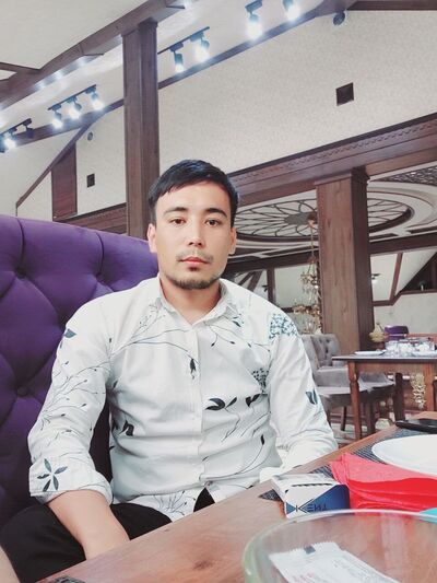  ,   Daminik, 27 ,   ,   