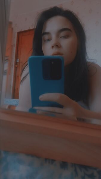  ,   Vlada, 21 ,   ,   , c 
