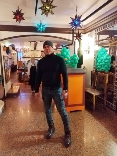  ,   Reinier, 41 ,   ,   