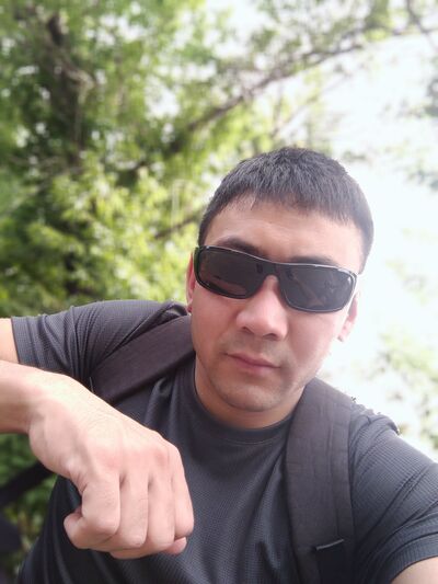  -,   , 32 ,     