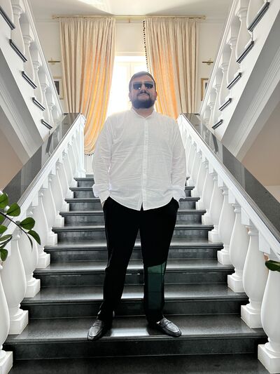  ,   , 28 ,   ,   
