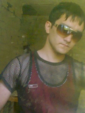  10768436  RUSTAM, 32 ,    