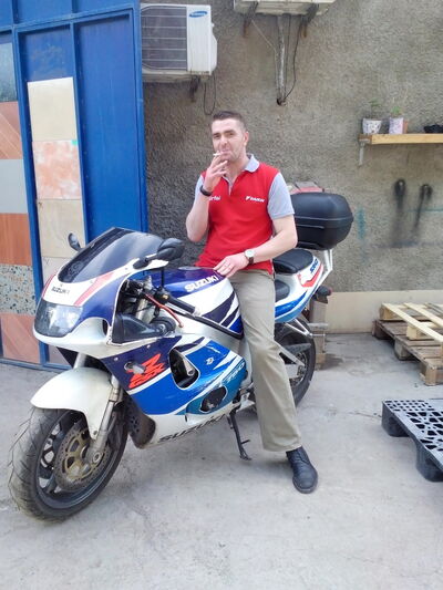  ,   Alex, 54 ,   
