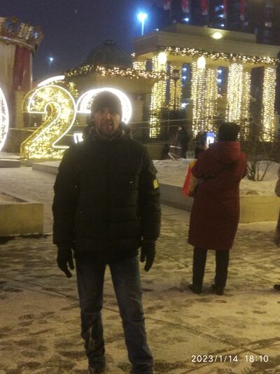  ,   Denis, 37 ,   ,   