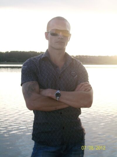  ,   Vlktor, 41 ,   