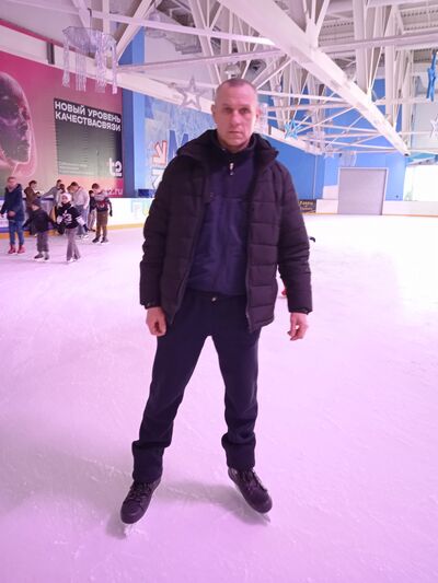  ,   Igor, 42 ,   , 