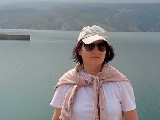  -,   Anna, 56 ,   ,   