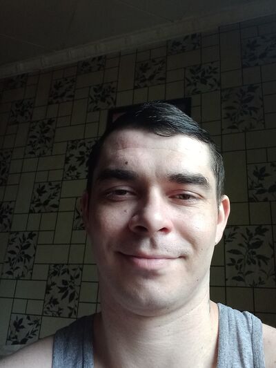 ,   Denis, 32 ,   ,   , c 