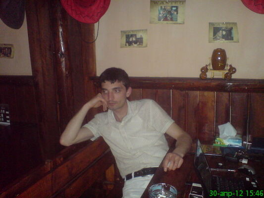  ,   Hayk, 39 ,  