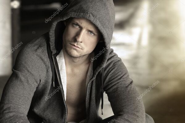  ,   Olzhas, 35 ,   