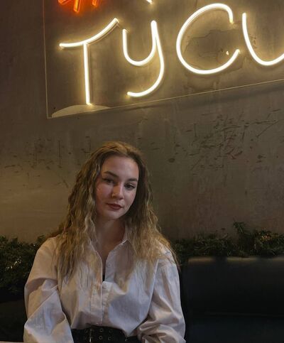  -,   , 19 ,     , 