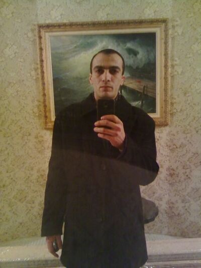  ,   Armen, 42 ,   ,   , c 