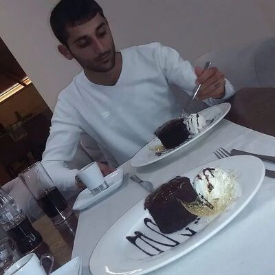  ,   Garik, 37 ,   ,   