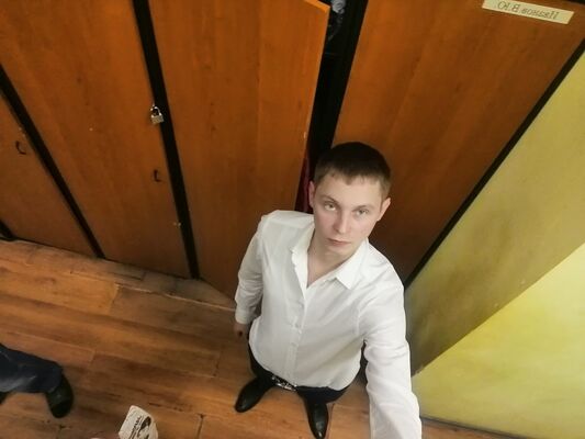  ,   Denis, 28 ,   ,   , c 