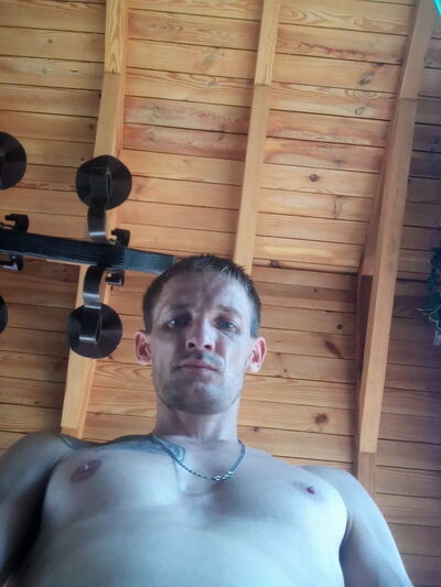  ,   Sergej, 39 ,  