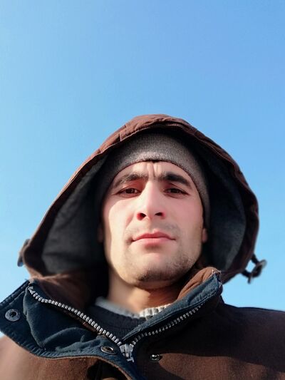 ,   Nazar, 33 ,   