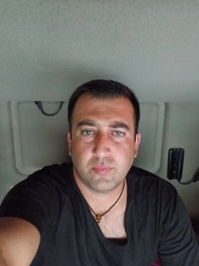  ,   Niko, 35 ,   ,   
