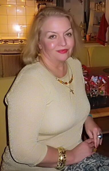  ,   Olga, 64 ,   c 