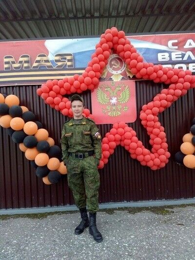  ,   Viktor, 38 ,   ,   , c 