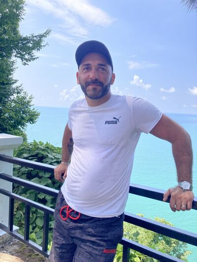  ,   David, 41 ,   ,   