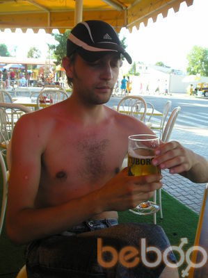  ,   Max, 44 ,   