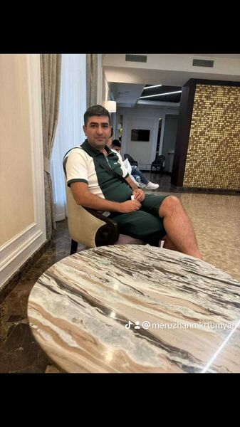  ,   Mozh, 37 ,   ,   