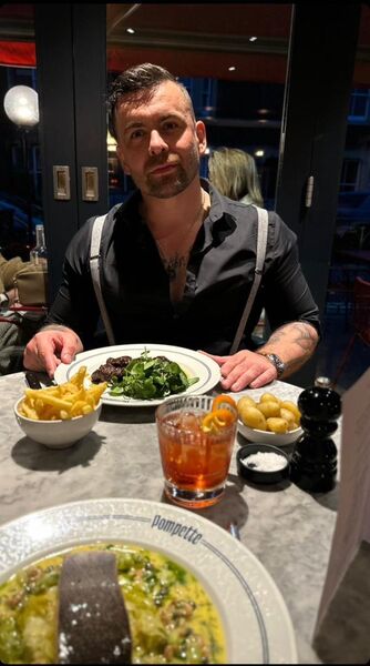  ,   Jame walker, 48 ,   ,   