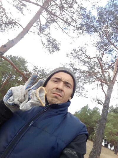  ,   Aleksel, 40 ,  