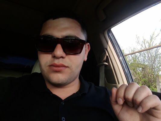  ,   Armen, 32 ,   ,   , c 