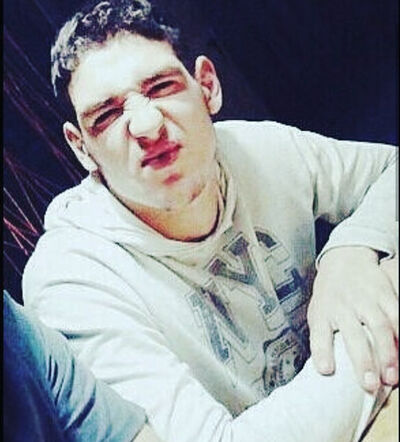  ,   Artur, 30 ,   ,   , c 