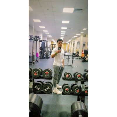  ,   Saad, 26 ,     , c 