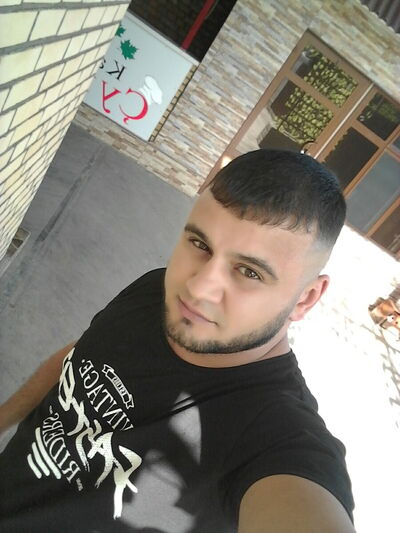  ,   Abas, 33 ,   ,   , c 