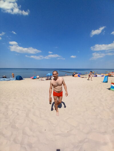  ,   Arurik, 36 ,   
