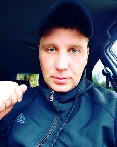  ,   Alexander, 32 ,   ,   , c , 
