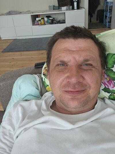  ,   Alex, 44 ,   ,   