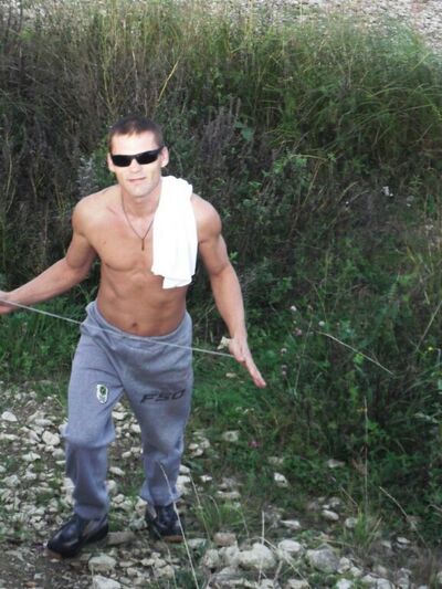  ,   Konstantin, 48 ,  