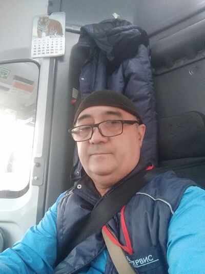  -,   , 52 ,  