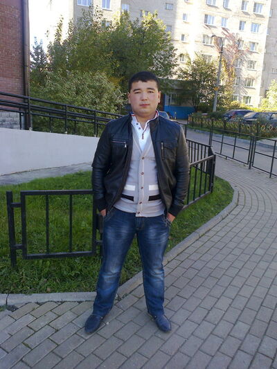  ,   Ilyosbek, 32 ,   ,   , c 