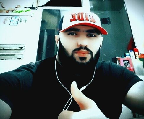  ,   Alik, 32 ,   ,   