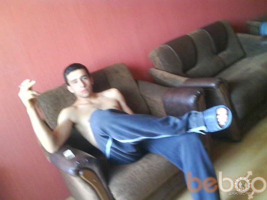  ,   Aleqis, 33 ,   