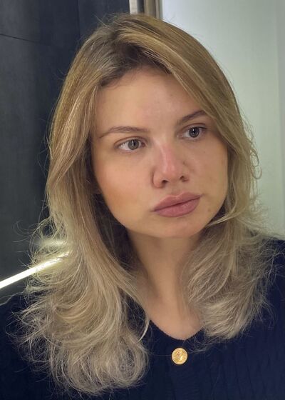  ,   Alina, 28 ,  
