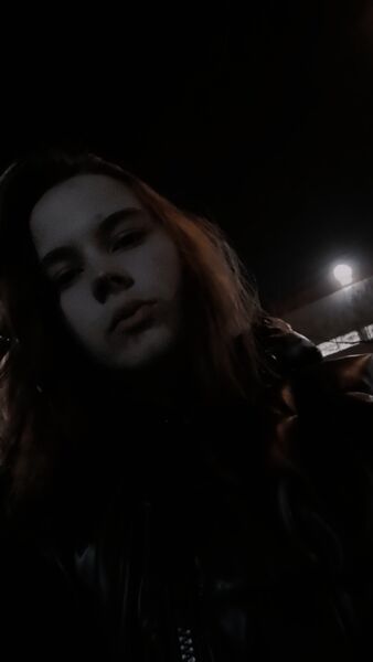  ,   Vlada, 21 ,   ,   , c 