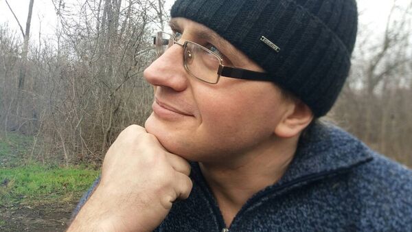  ,   Maxim, 43 ,  