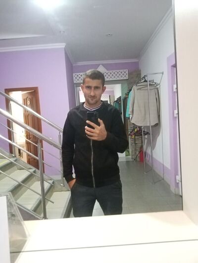 ,   Armen, 29 ,   ,   