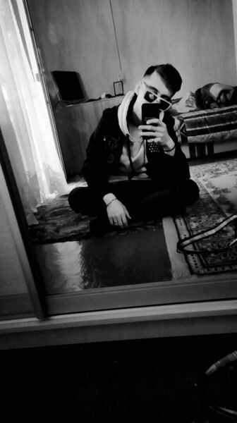  -,   Alexander, 25 ,   ,   , 