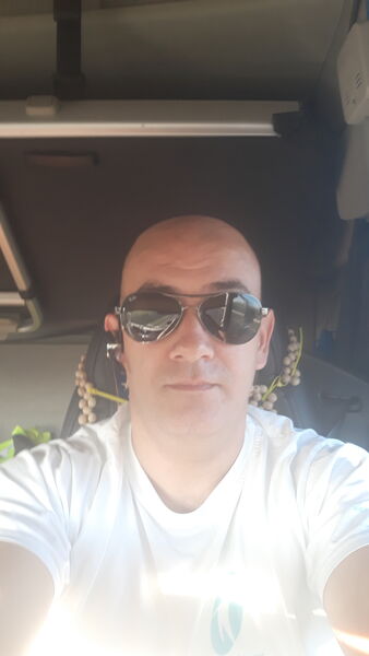  ,   Dragan, 42 ,   ,   