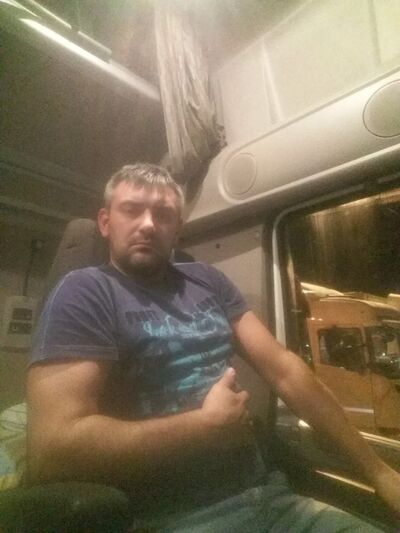  ,   Volodymyr, 42 ,   